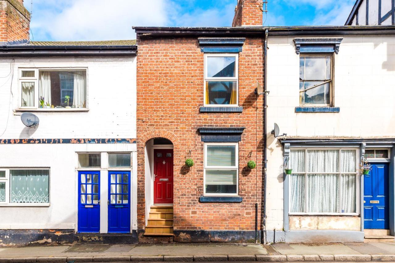 New! Stylish 2-Bed Home, In Chester By 53 Degrees Property, Ideal For Long Stays, Great Location - Sleeps 6 Eksteriør billede